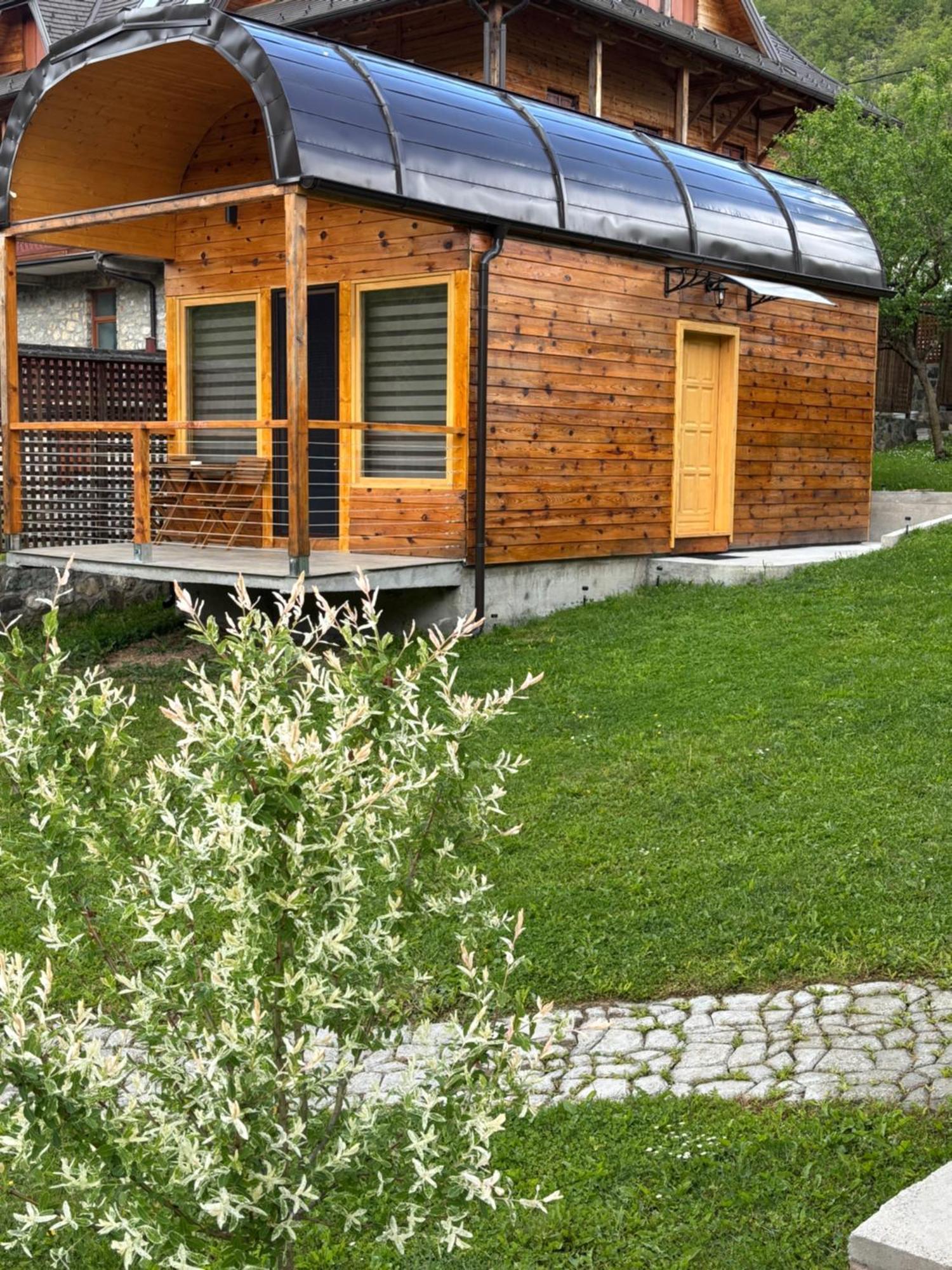 Apartman Lenka 모크라 고라 외부 사진